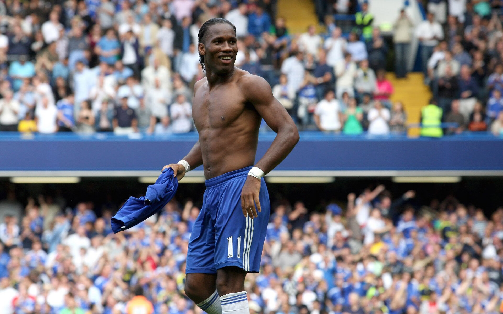 德布劳内连续十五场比赛得分超过精彩发挥，TL挑战极限！